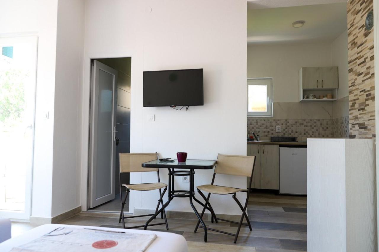 Apartmani Afterglow Sutomore Eksteriør billede